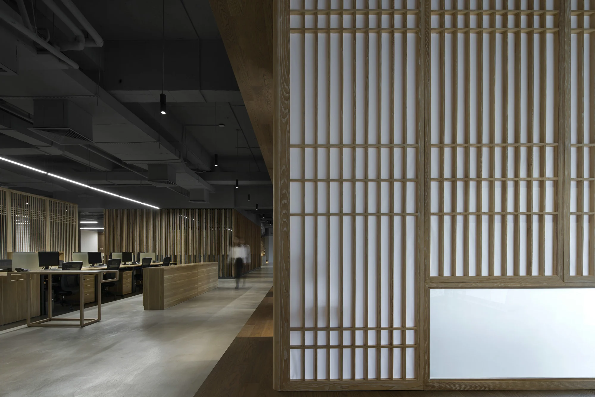 View 04 / Guanghua Workplace
