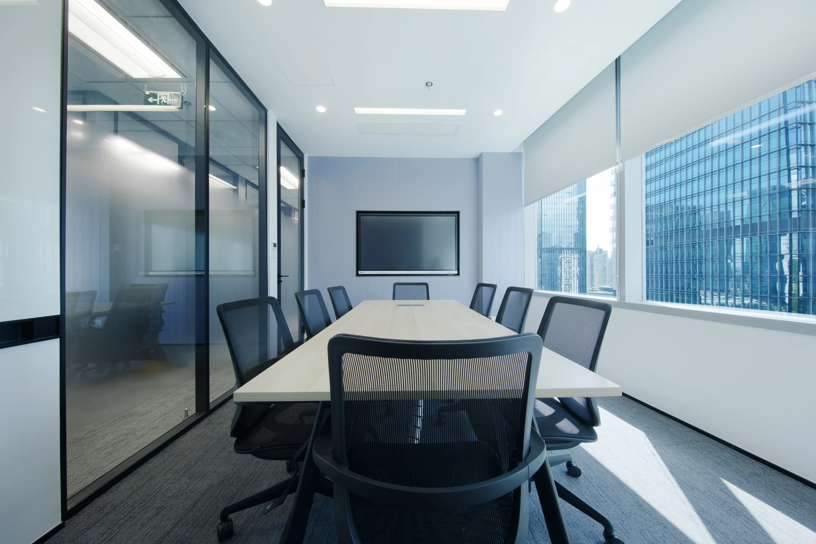 View 03 / Swire Properties · Kerry Plaza